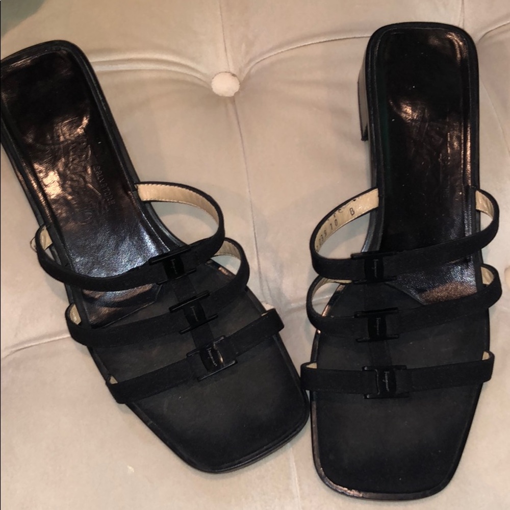 Vintage Ferragamo Sandals 1/4 inch heel